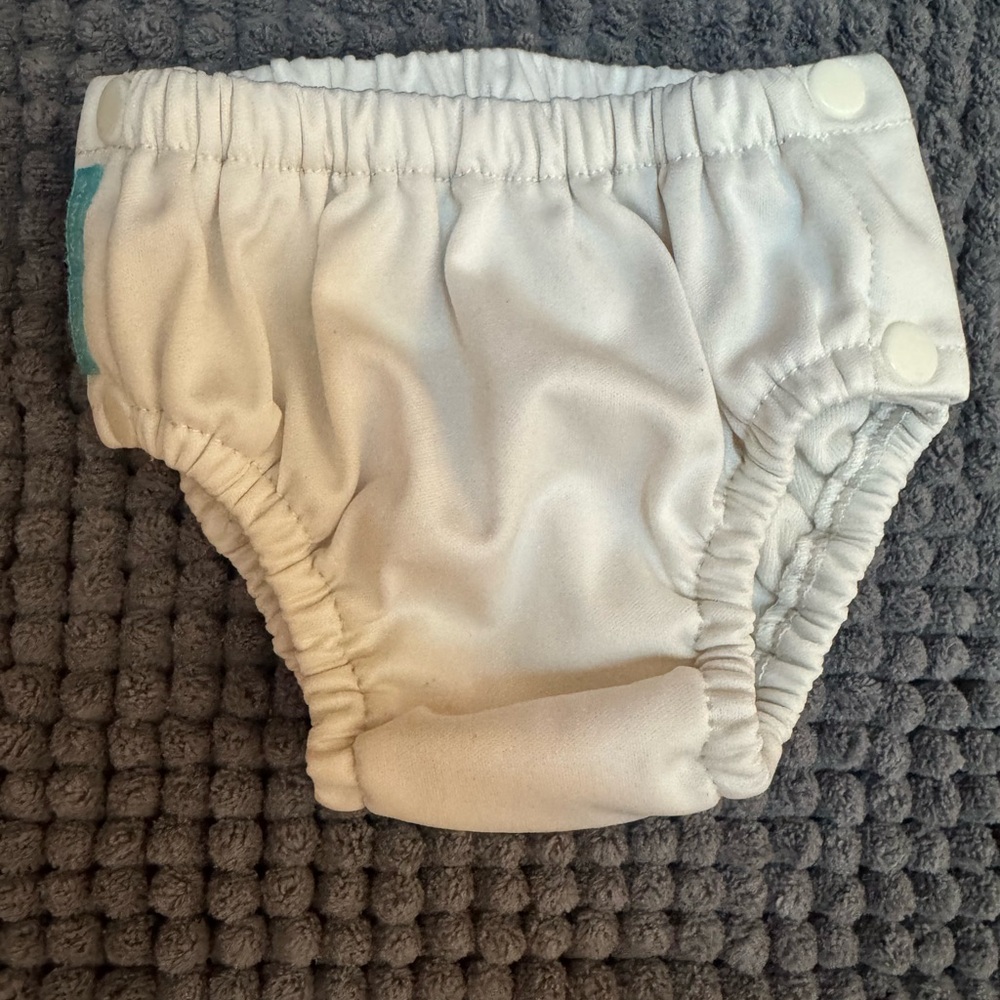 Charlie Banana Reusable Swim Diaper with Side Snaps, Size Medium 14-20 pounds